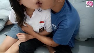 Toket Gadis Cantik Mulus Banget Desah Ahhh