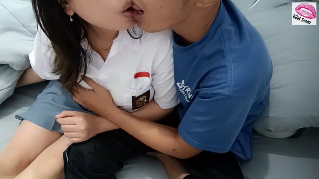 Toket Gadis Cantik Mulus Banget Desah Ahhh